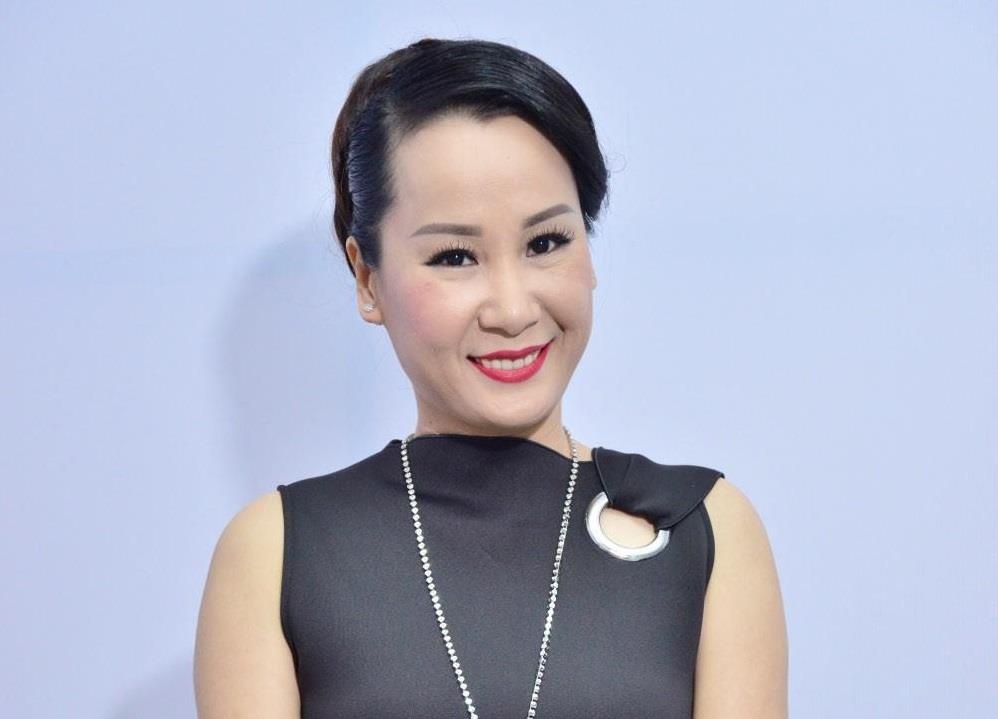 Giang Son lam giam khao cuoc thi ca hat 'Amazing Music' hinh anh