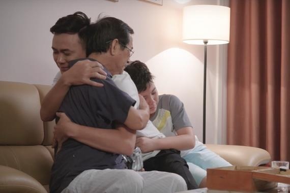 Cong dong mang xuc dong truoc phim ngan 'Qua Trung thu cua bo' hinh anh