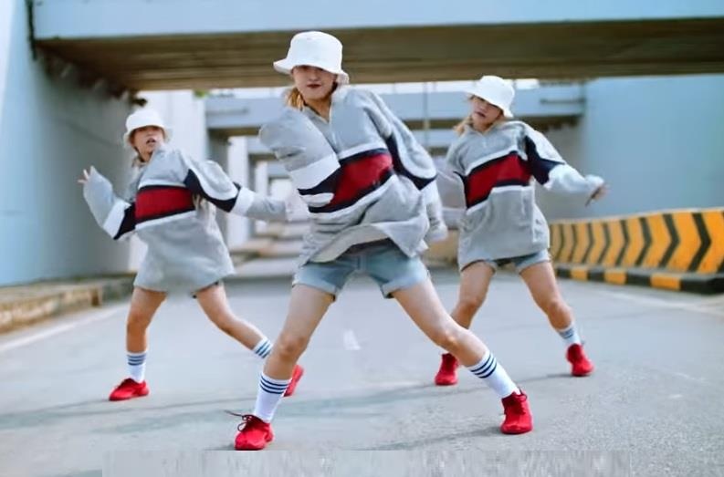 Dieu gi khien MV 'MyJoy - Phong cach cua con' duoc long gioi tre? hinh anh