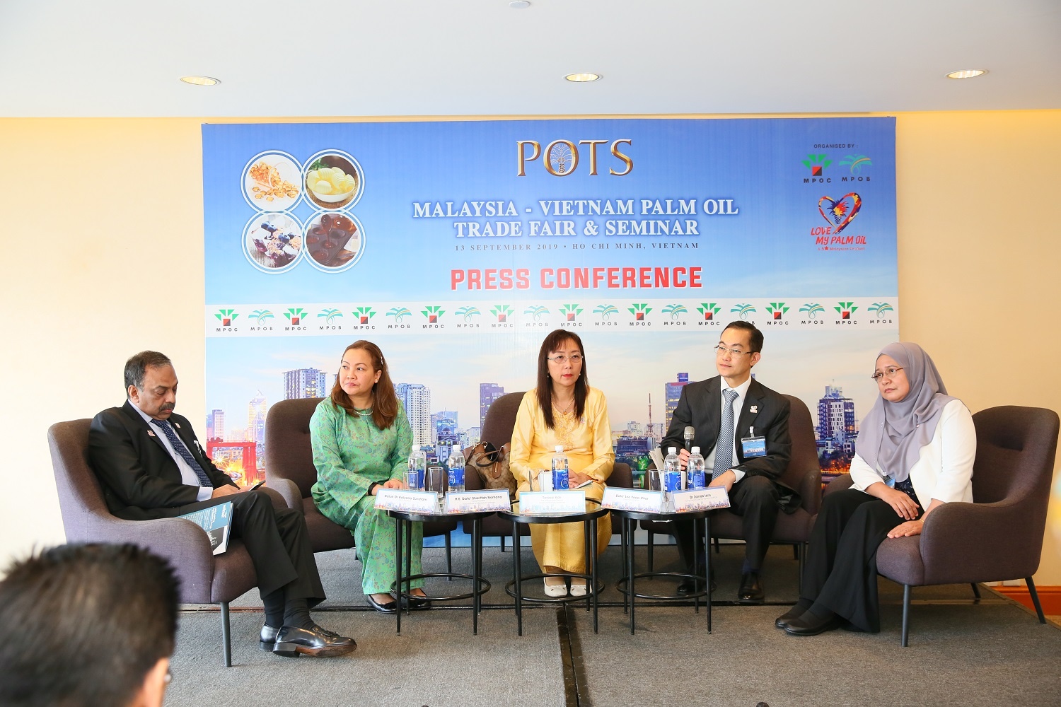 Dầu cọ Malaysia ảnh 2 Dau co Malaysia anh 2