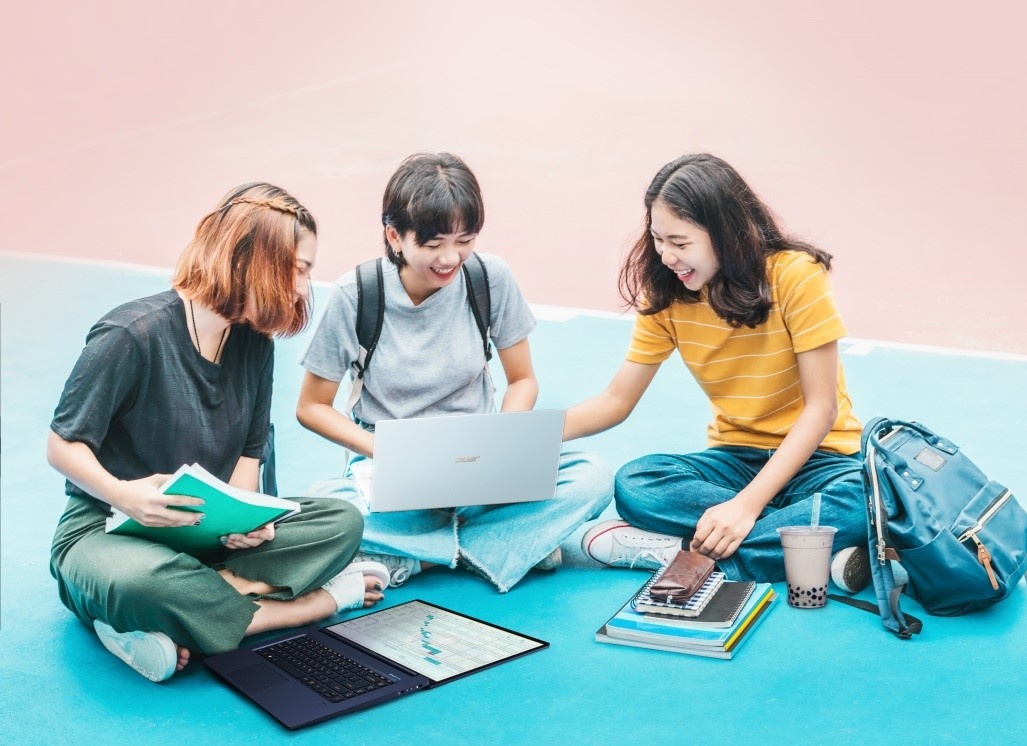 Tan sinh vien da nam het bi quyet chon laptop theo nganh hoc? hinh anh