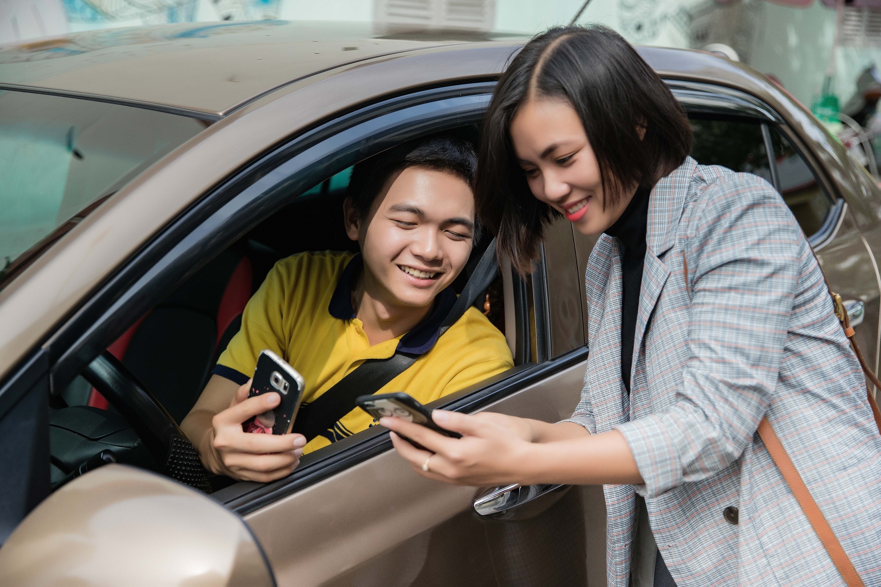 Ung dung xe cong nghe va bai toan phuc loi cho tai xe hinh anh