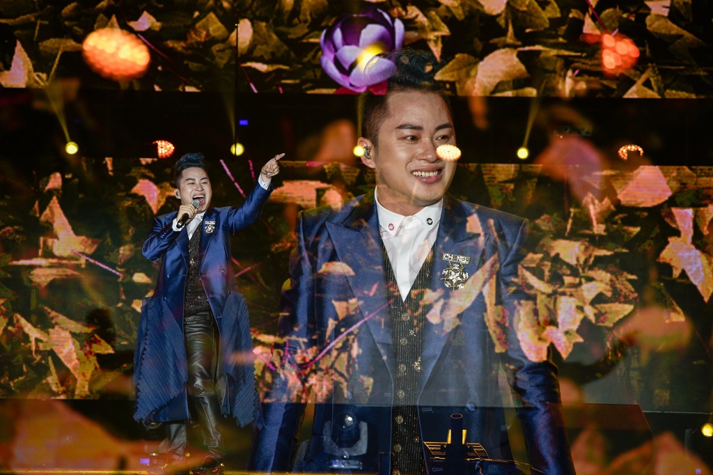 Love Songs Party anh 6