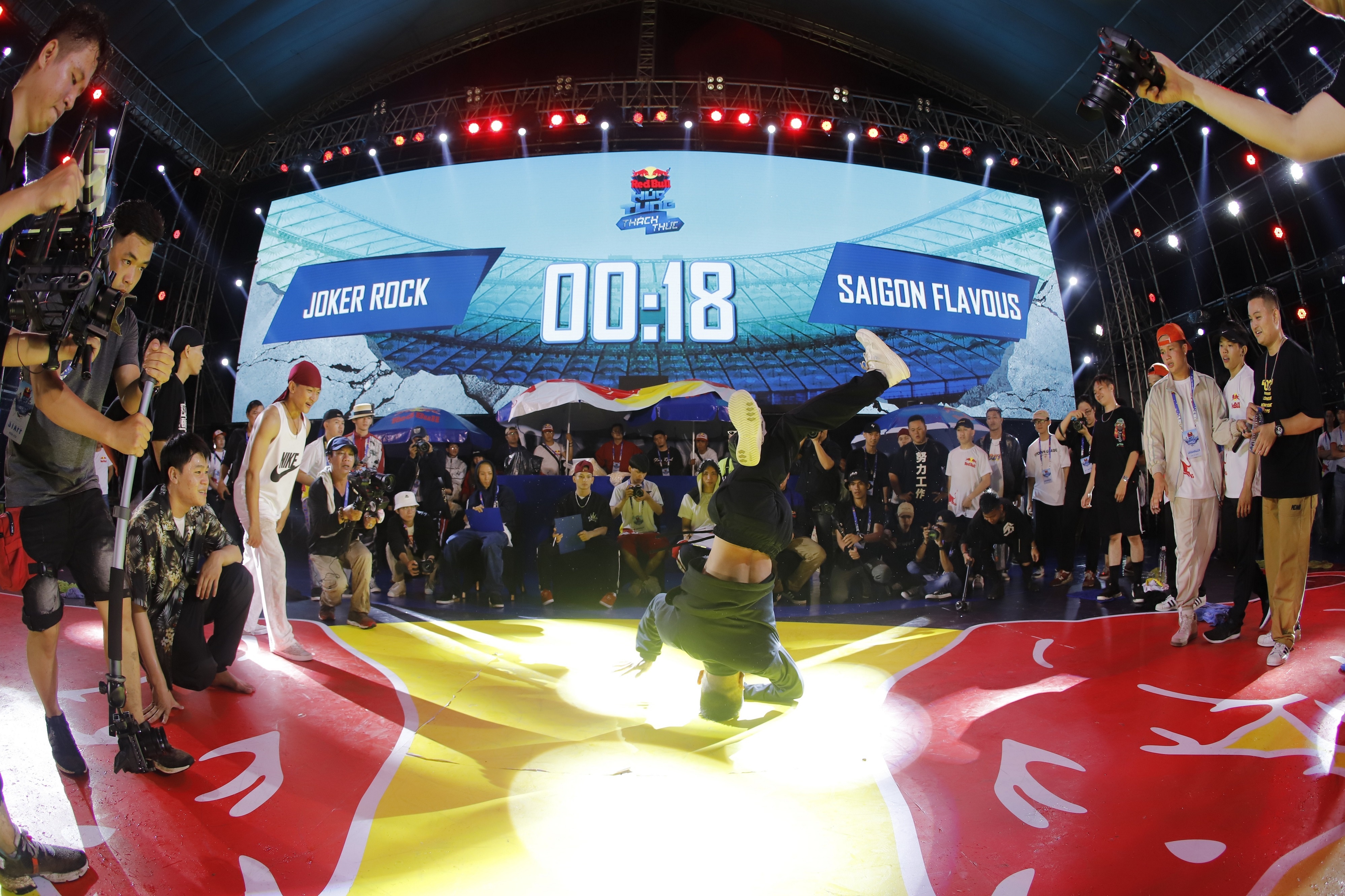 Red Bull - Huc tung thach thuc anh 6