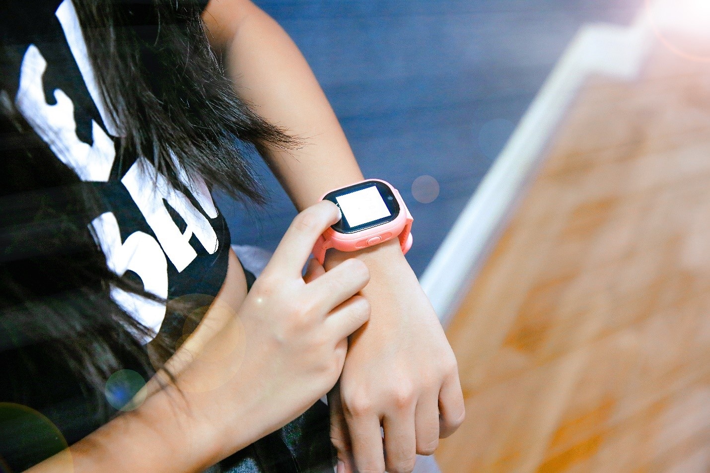 Đồng hồ định vị trẻ em ảnh 1 Dong ho dinh vi tre em anh 1