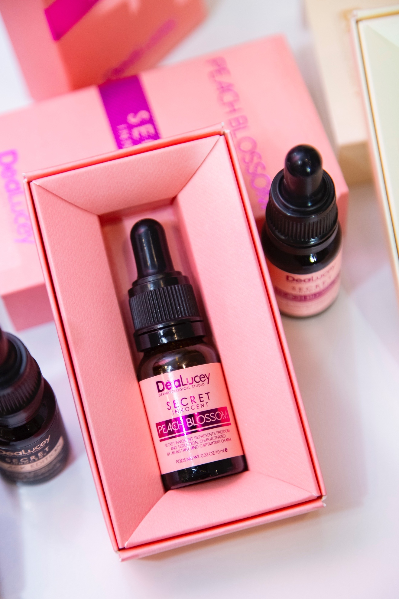 Dealucey Secret Innocent anh 5