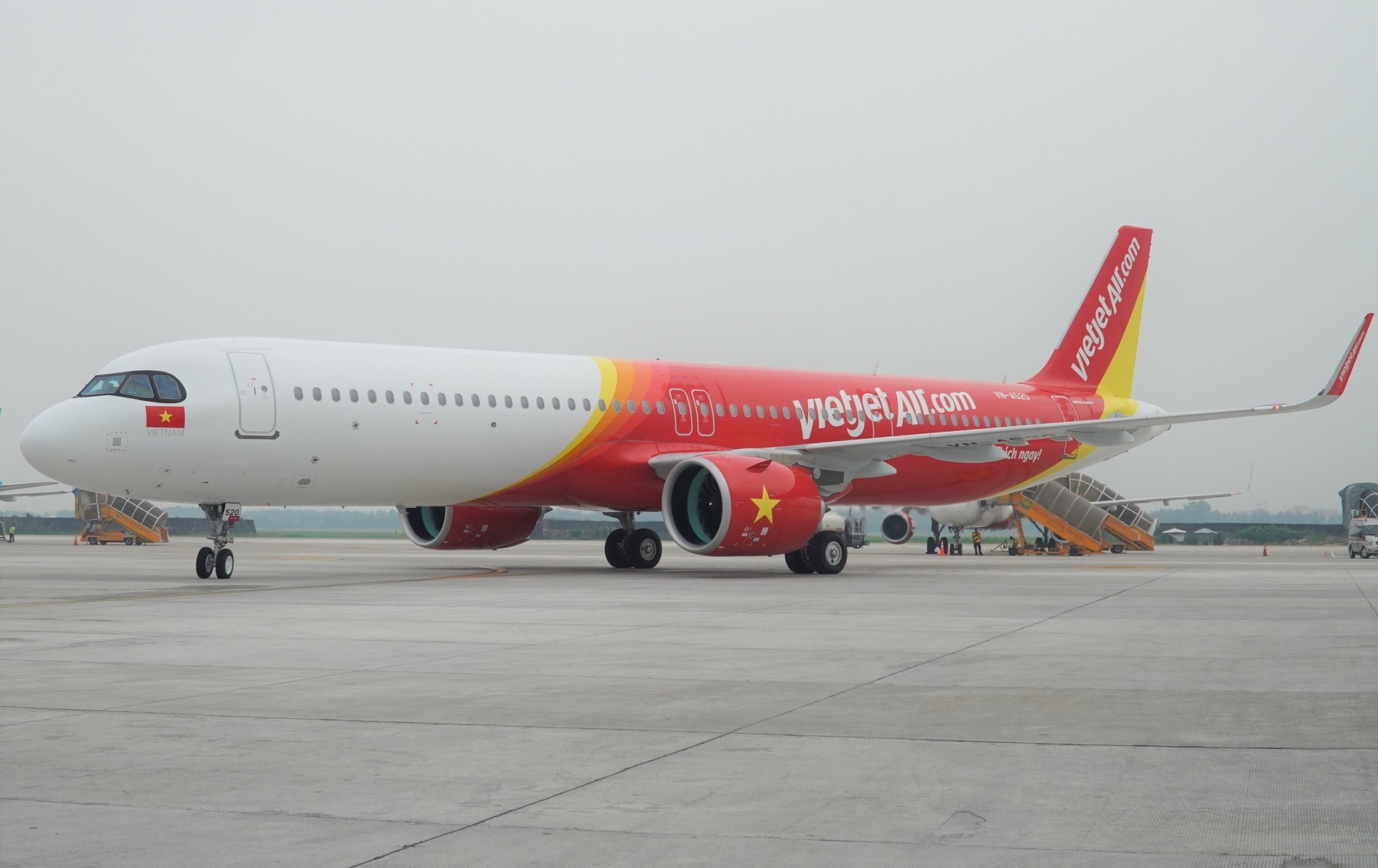 Vietjet tiep nhan tau bay A321neo ACF 240 cho dau tien tren the gioi hinh anh