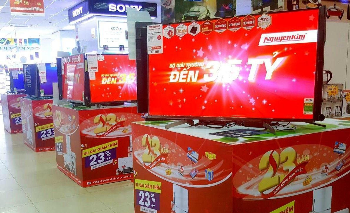 Nguyen Kim ‘choi lon’ sinh nhat 23 tuoi, quay so tang 3,5 ty dong hinh anh