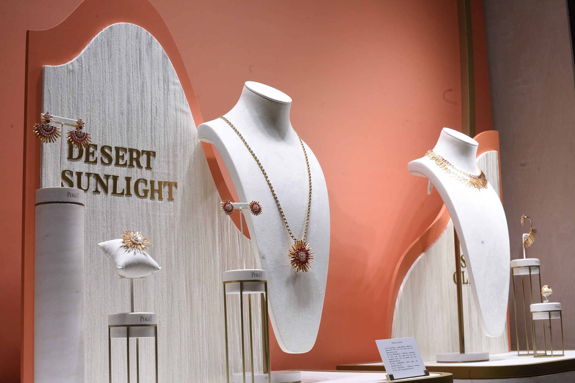 Châu Bùi sự sự kiện Piaget ảnh 5 Chau Bui su su kien Piaget anh 5