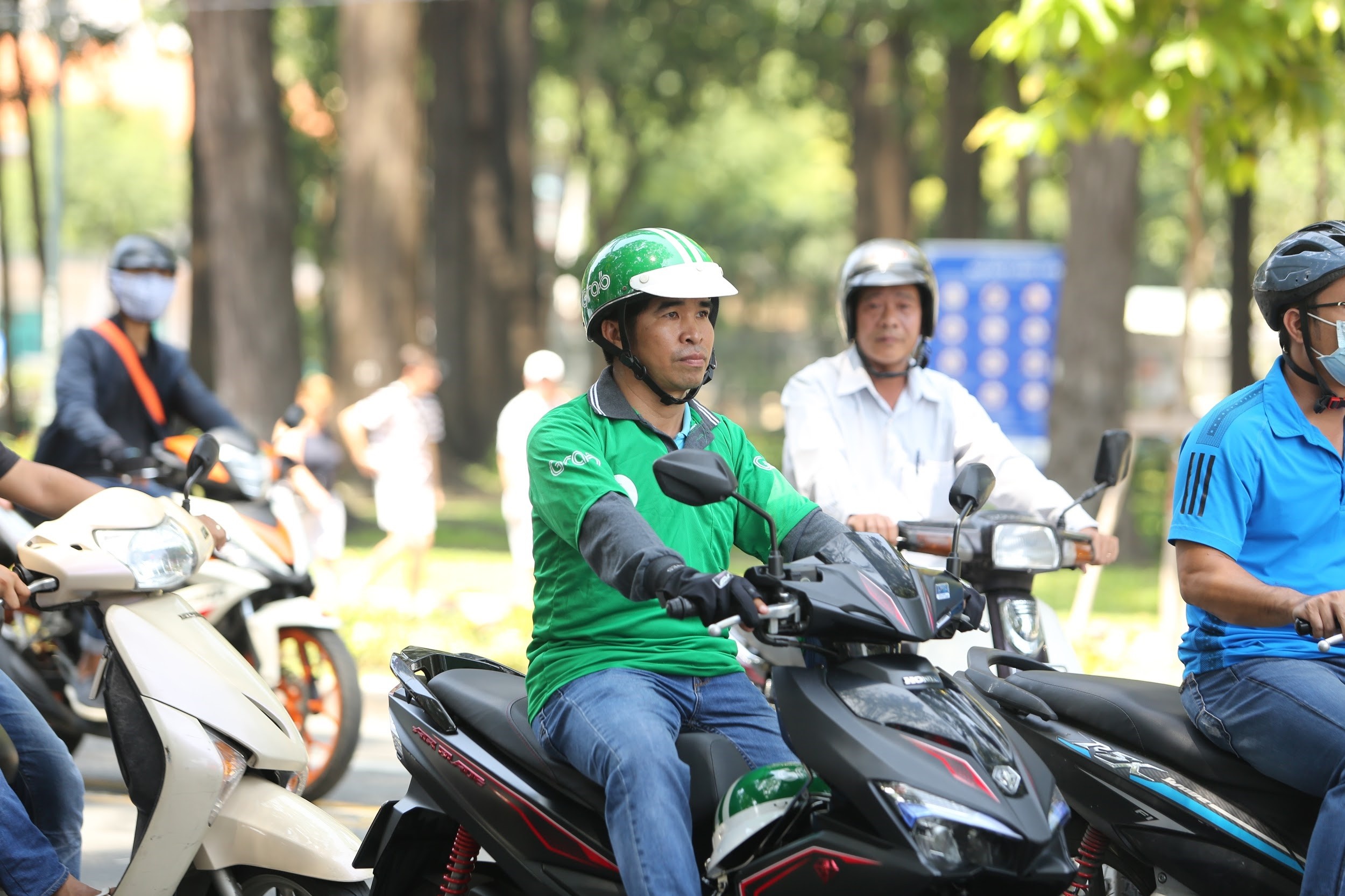 tài xế ảnh 2 tai xe anh 2