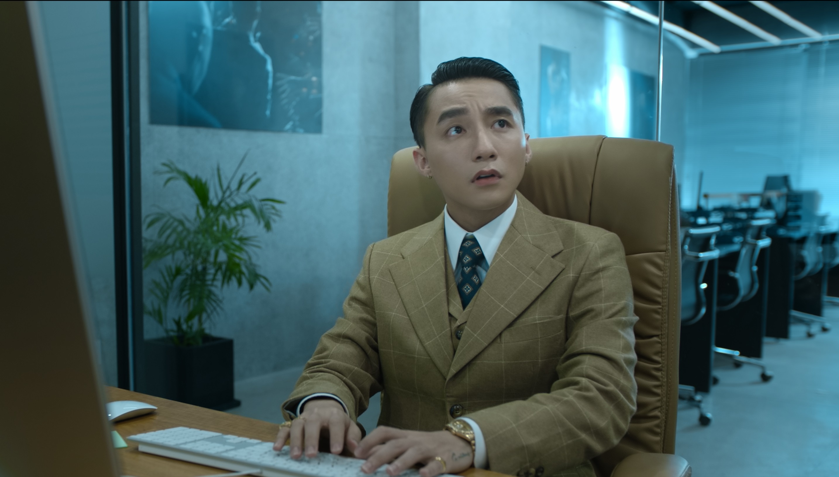 Bat tay dan dien vien hai tre, Son Tung tung clip co yeu to kinh di hinh anh