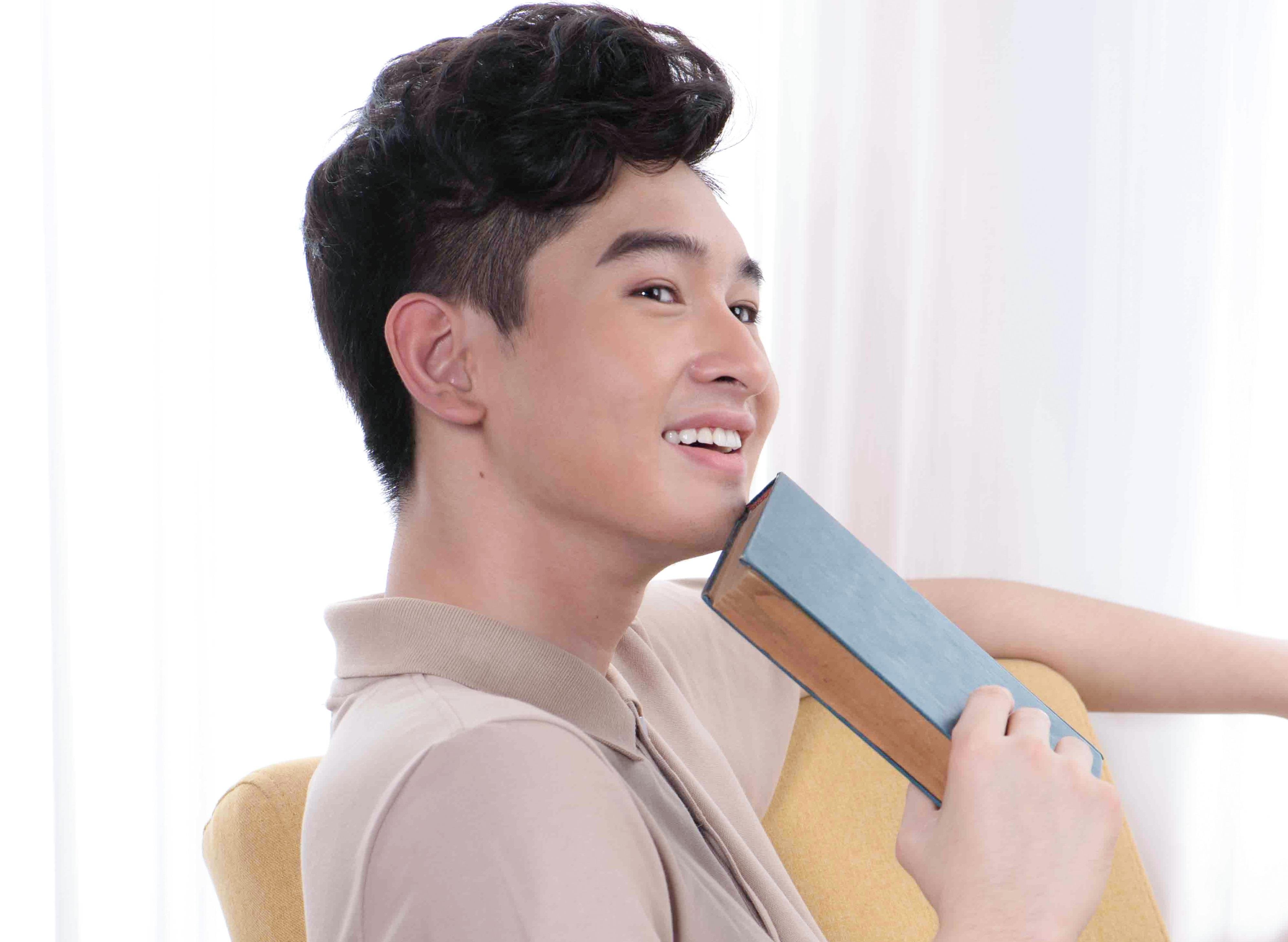 Minh Khai: ‘Ba Minh Nhi thuong toi thuc long, khong danh bong' hinh anh