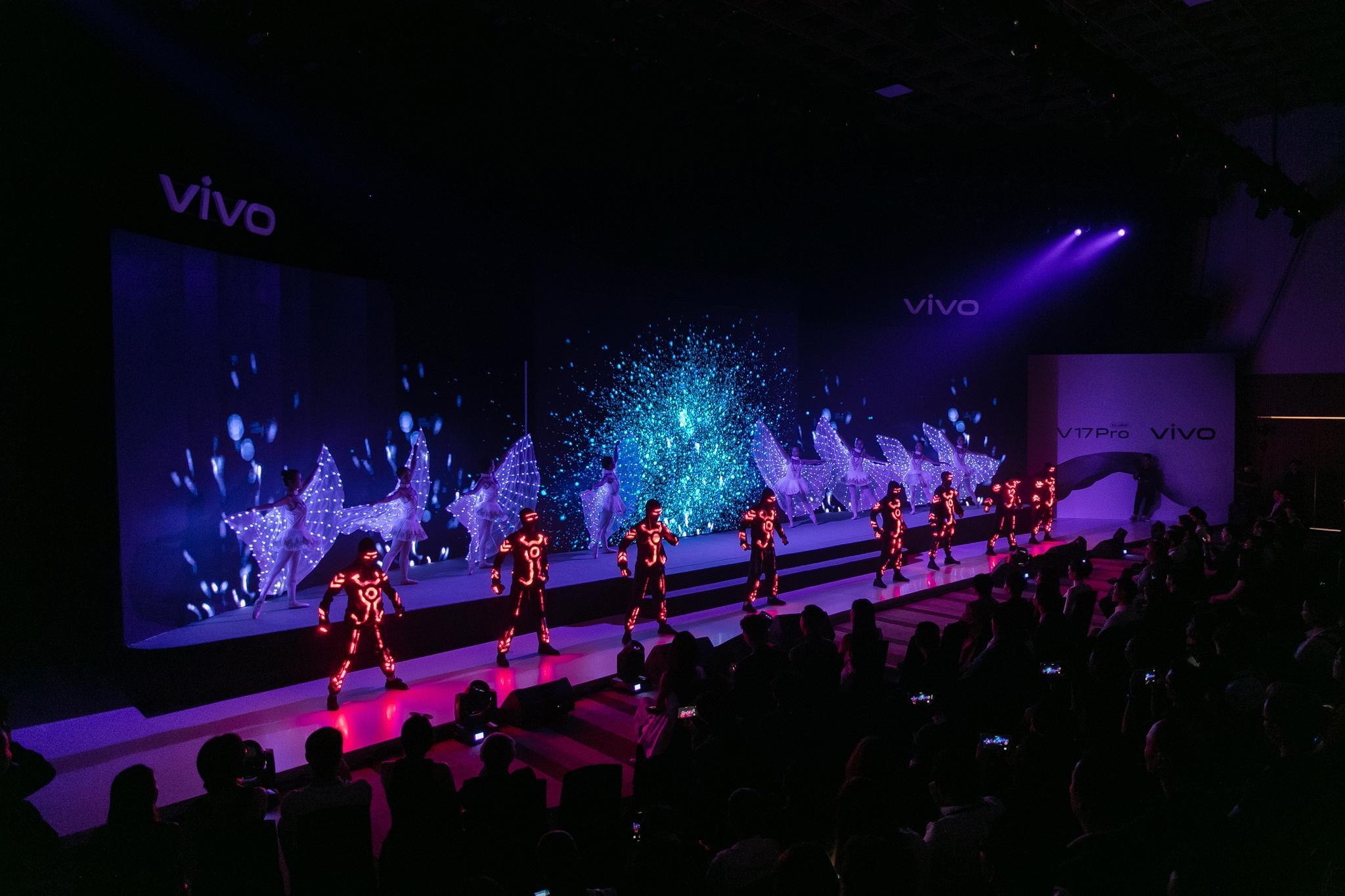 smartphone tam trung anh 2