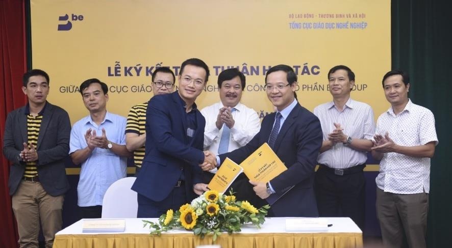 Be Group muon dat nen mong chuan hoa nghe tai xe cong nghe hinh anh