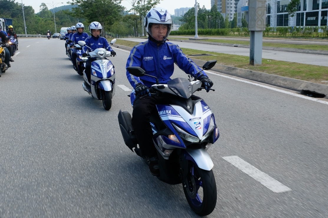 Yamaha ảnh 7 Yamaha anh 7