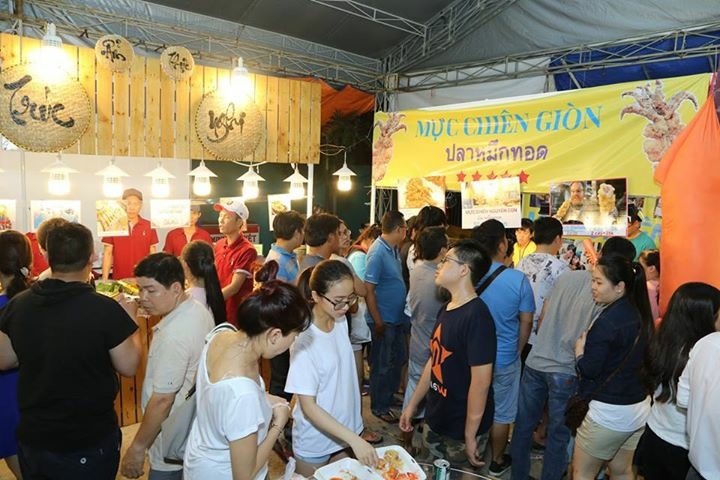 Hội chợ Mua sắm và ẩm thực Việt Nam-Thái Lan ảnh 2 Hoi cho Mua sam va am thuc Viet Nam-Thai Lan anh 2