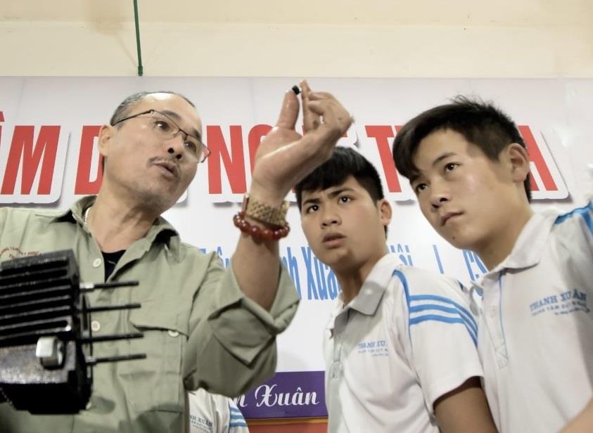 Giai phap gan ket giao duc nghe nghiep voi doanh nghiep hinh anh