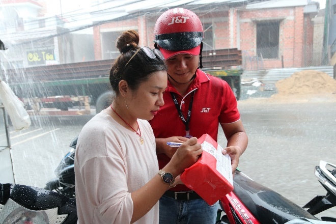 Nhanh chong, tiet kiem - tieu chi hang dau khi chon don vi van chuyen hinh anh
