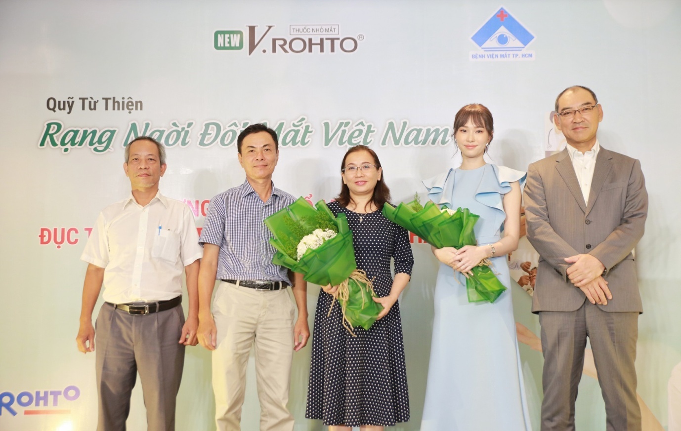 V.Rohto ảnh 3 V.Rohto anh 3