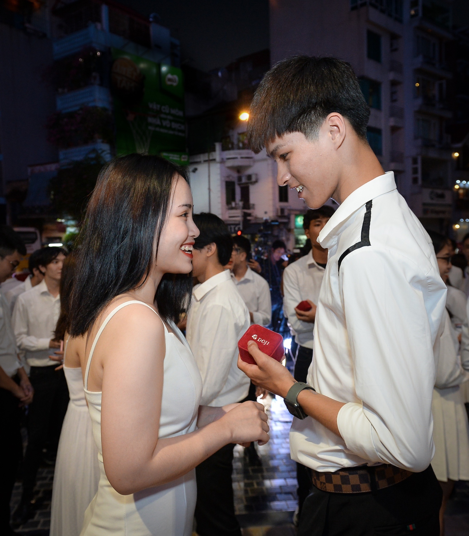 tuan le trang suc anh 6