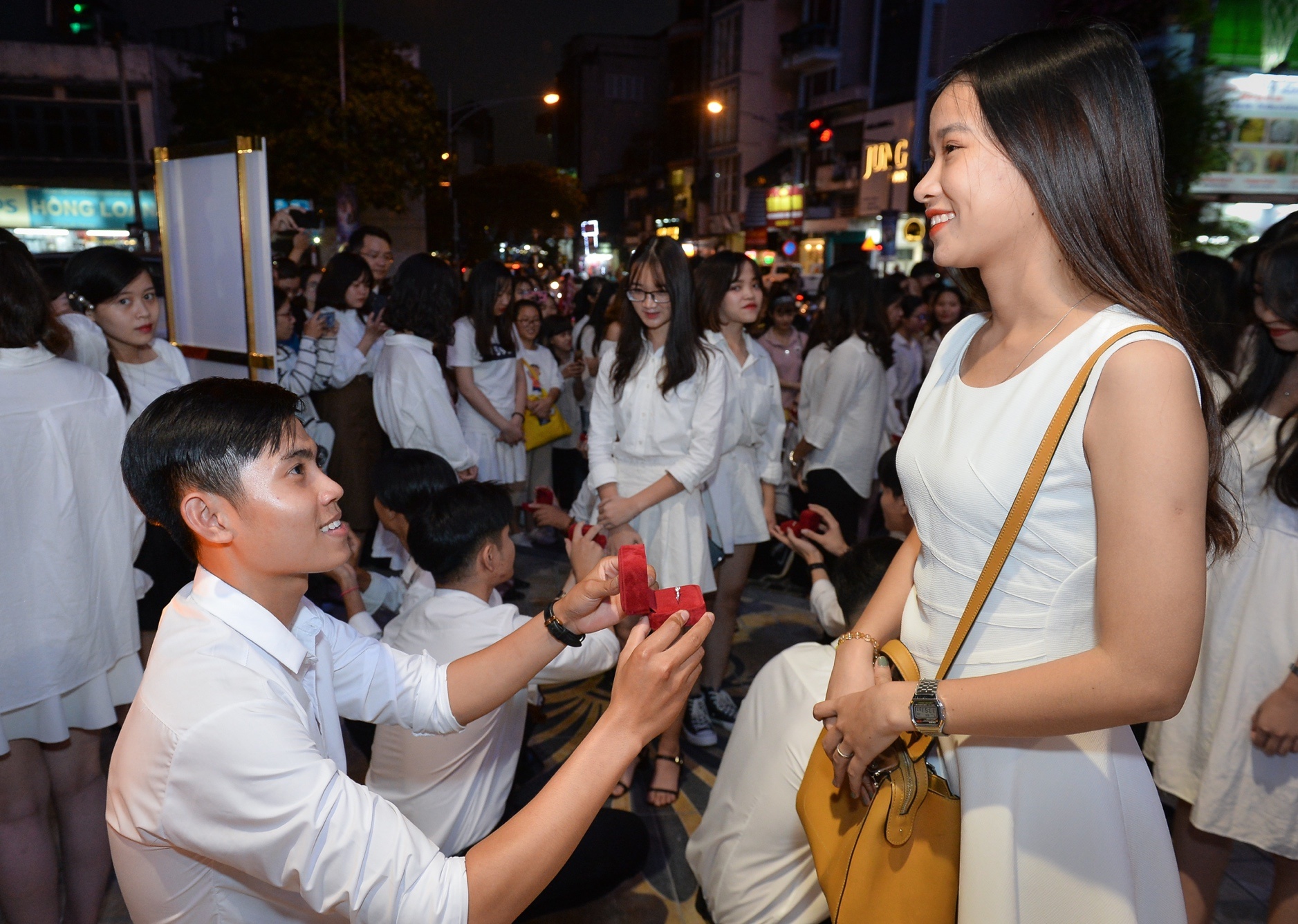 tuan le trang suc anh 7