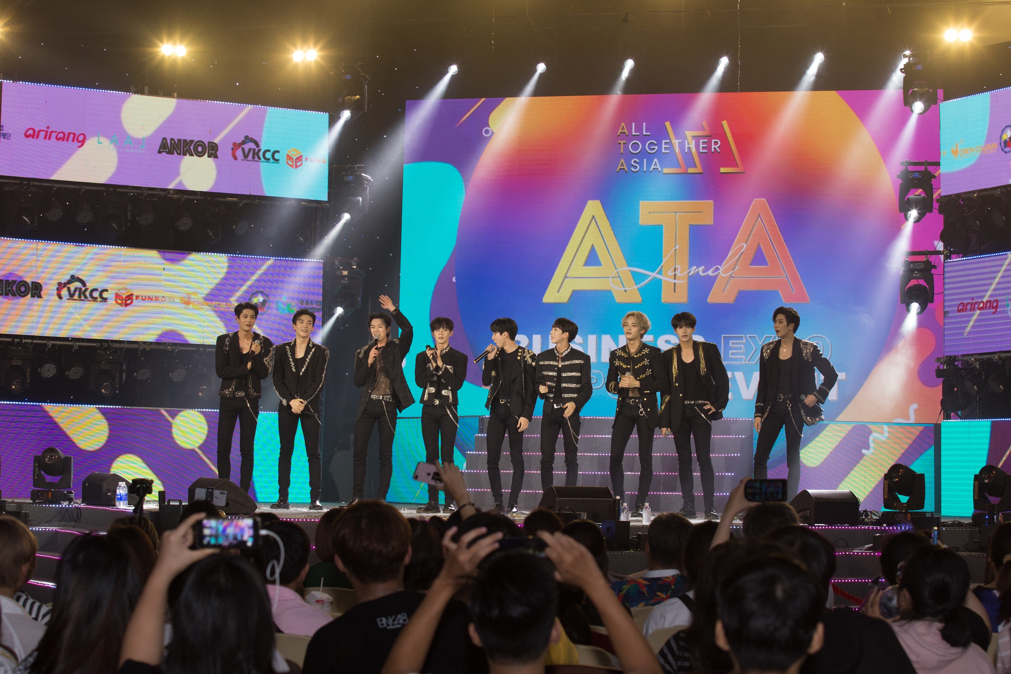 All Together Asia anh 5