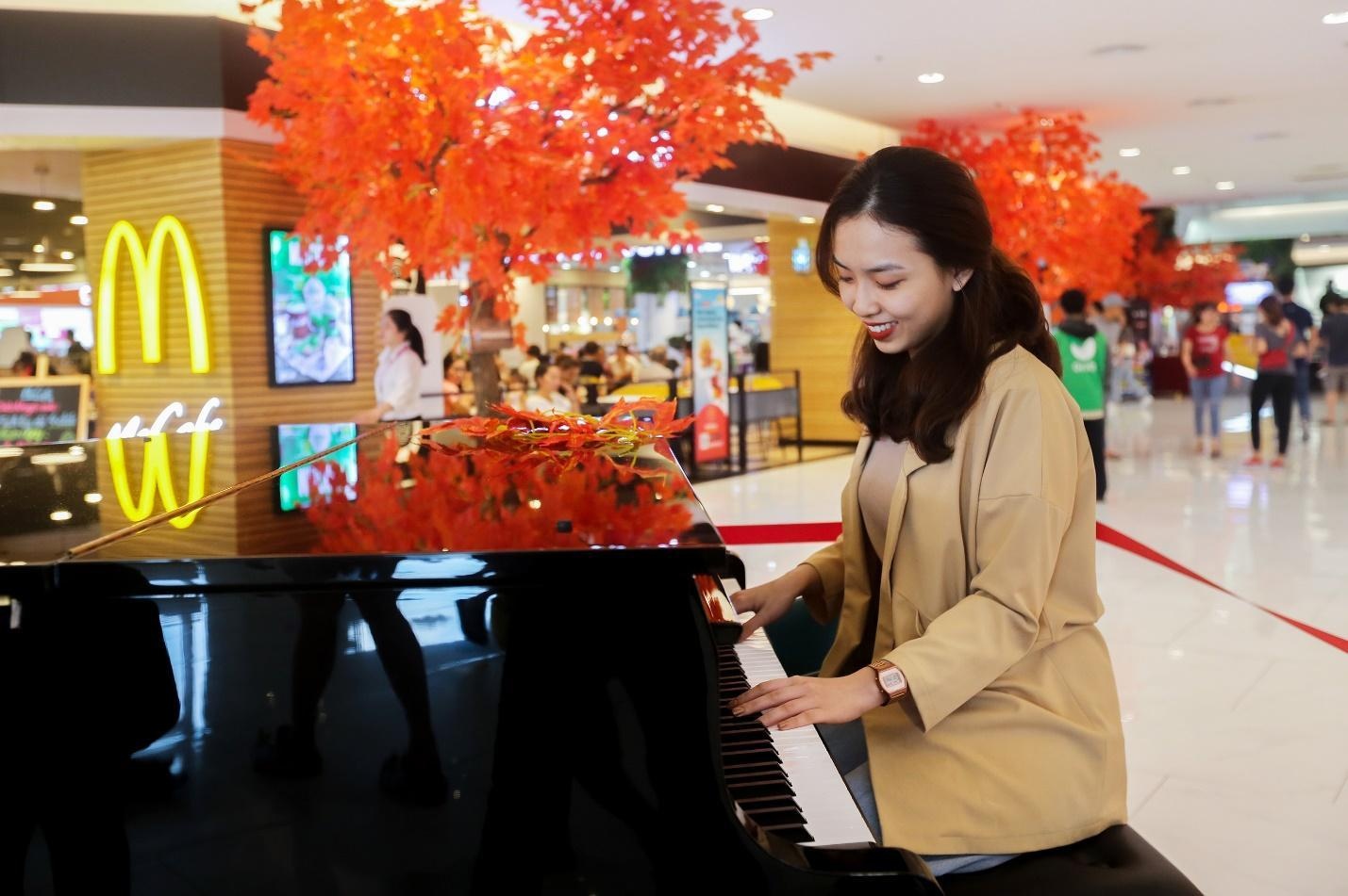 Nhung diem doc dao tai trung tam thuong mai Gigamall hinh anh