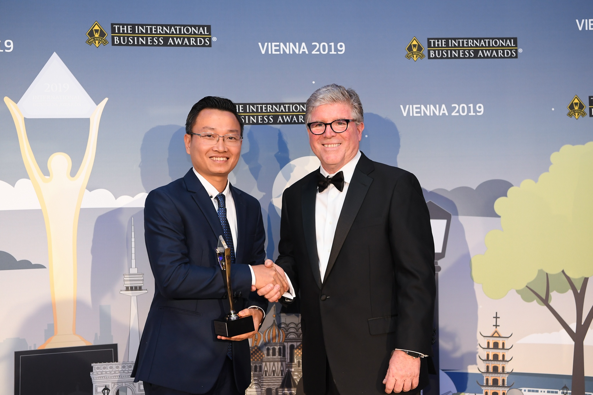 Viettel thang lon tai Giai thuong Kinh doanh quoc te 2019 hinh anh