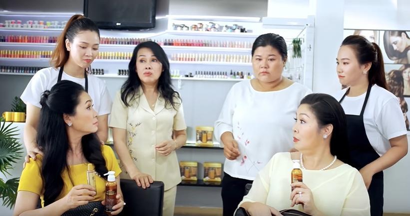 Video - Nghe si Hong Van, Lan Huong bat mi bi kip giam rung toc hinh anh