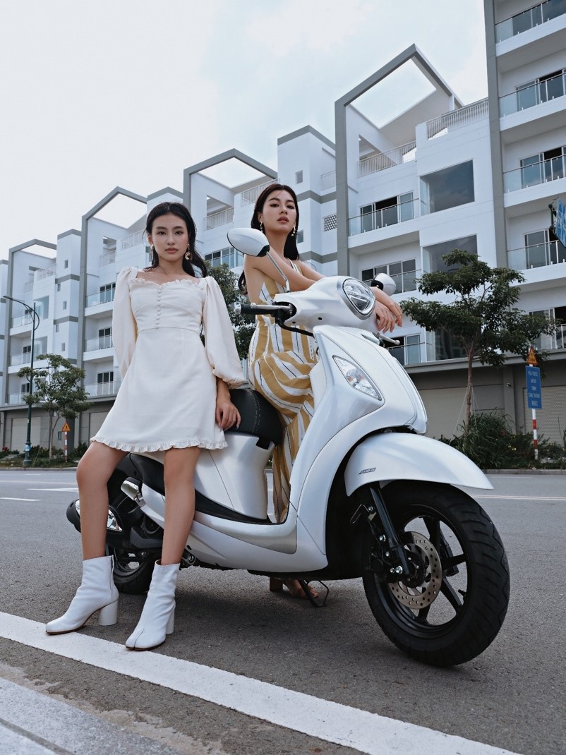 trang sức vàng cho nàng Grande ảnh 3 trang suc vang cho nang Grande anh 3