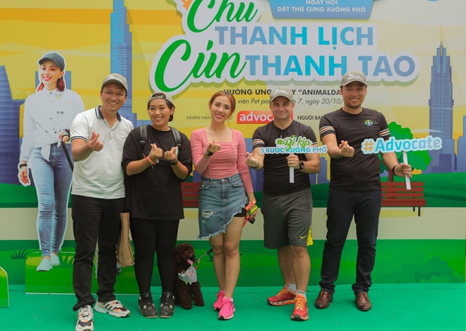 Bayer cung cong dong lan toa tinh than nuoi thu cung co trach nhiem hinh anh