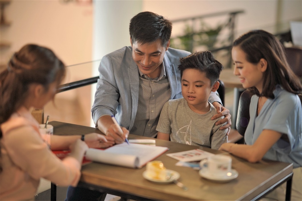 Vi sao nguoi thanh thi ngay cang quan tam den bao hiem nhan tho? hinh anh