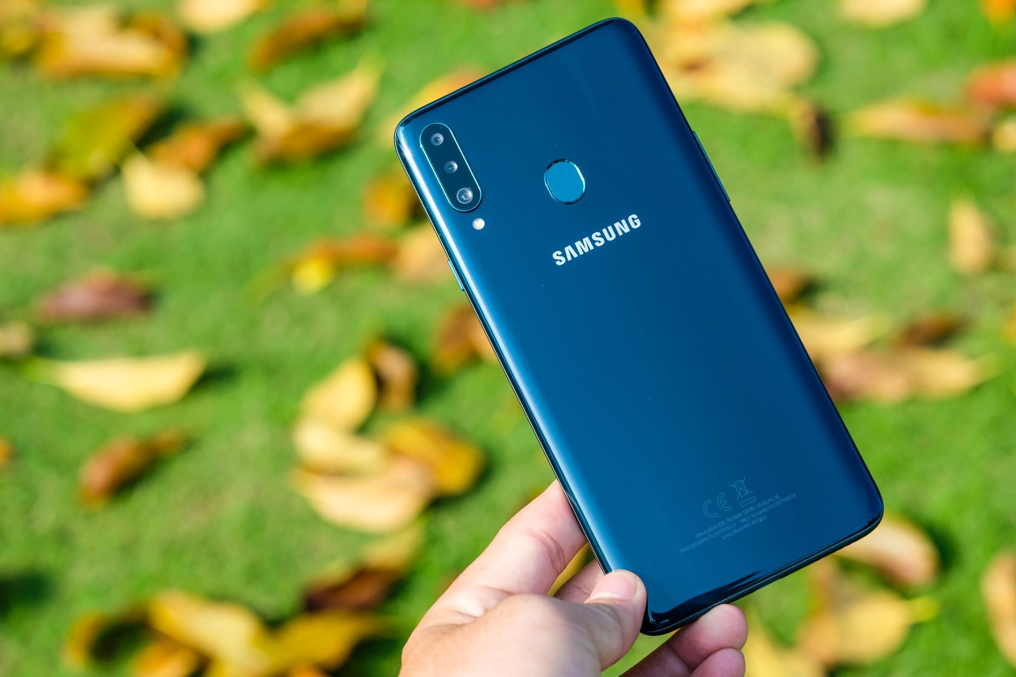 Samsung Galaxy A gia re anh 2