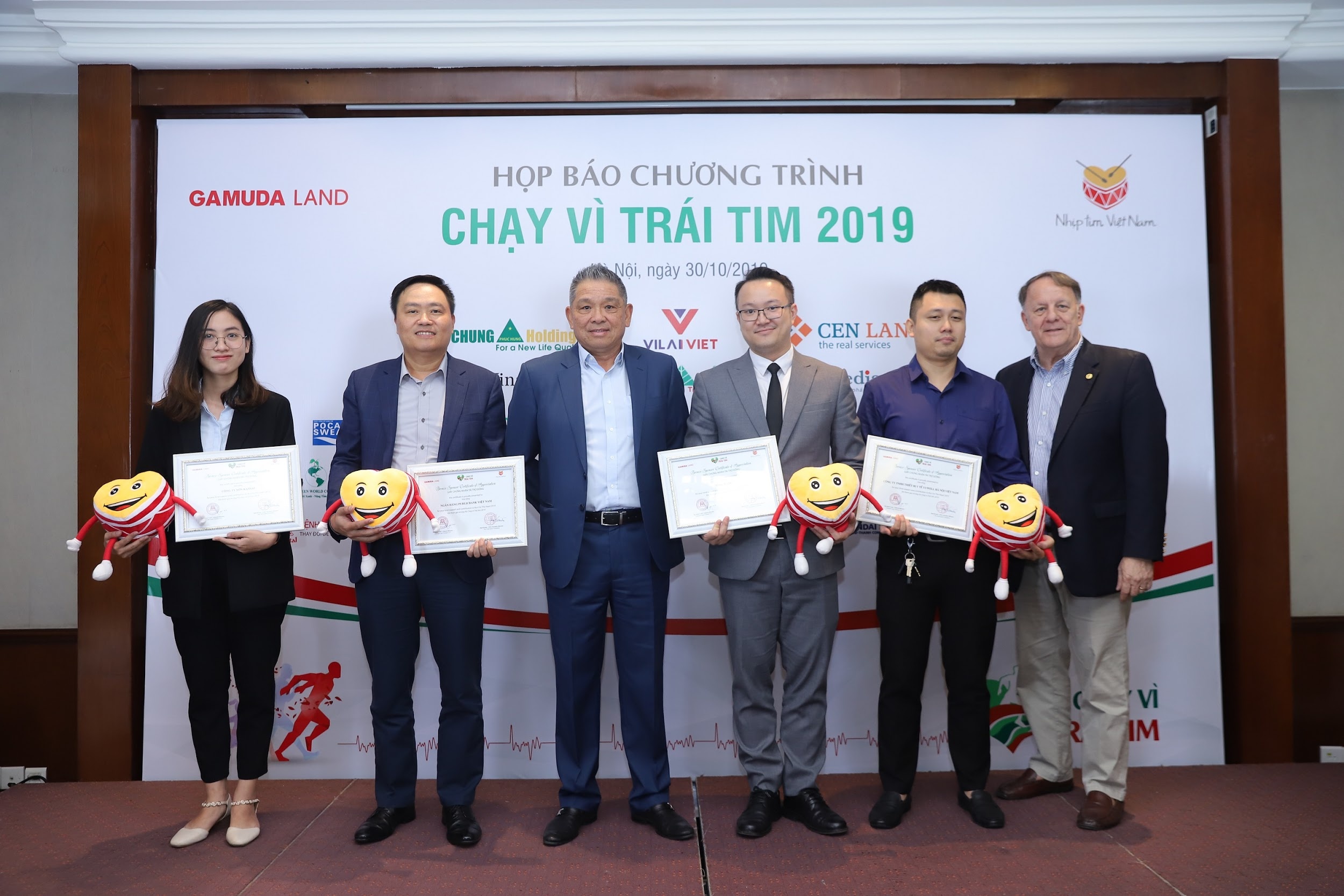 Chạy vì trái tim 2019 ảnh 2 Chay vi trai tim 2019 anh 2