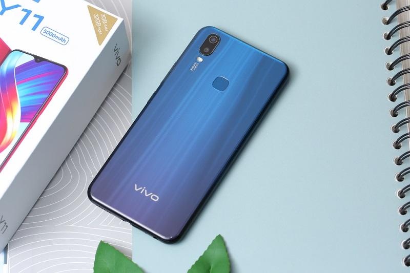 Vivo Y11 va Y19 anh 1