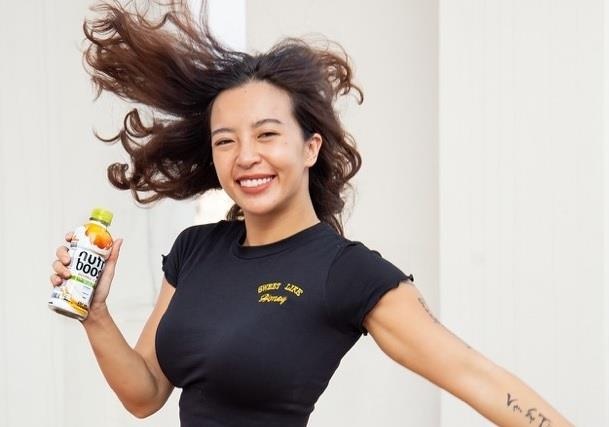 Do Duy Manh, Hana Giang Anh, Denis Dang bay cach song tron dam me hinh anh