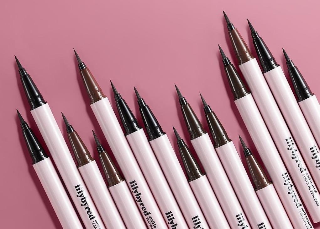 Bo tui 4 mon trang diem cho nang trong mua le hoi hinh anh