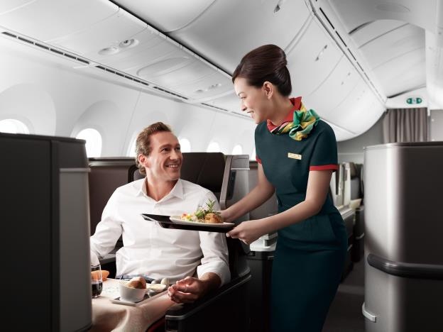 Eva Air mo duong bay tu Da Nang den My, Canada hinh anh