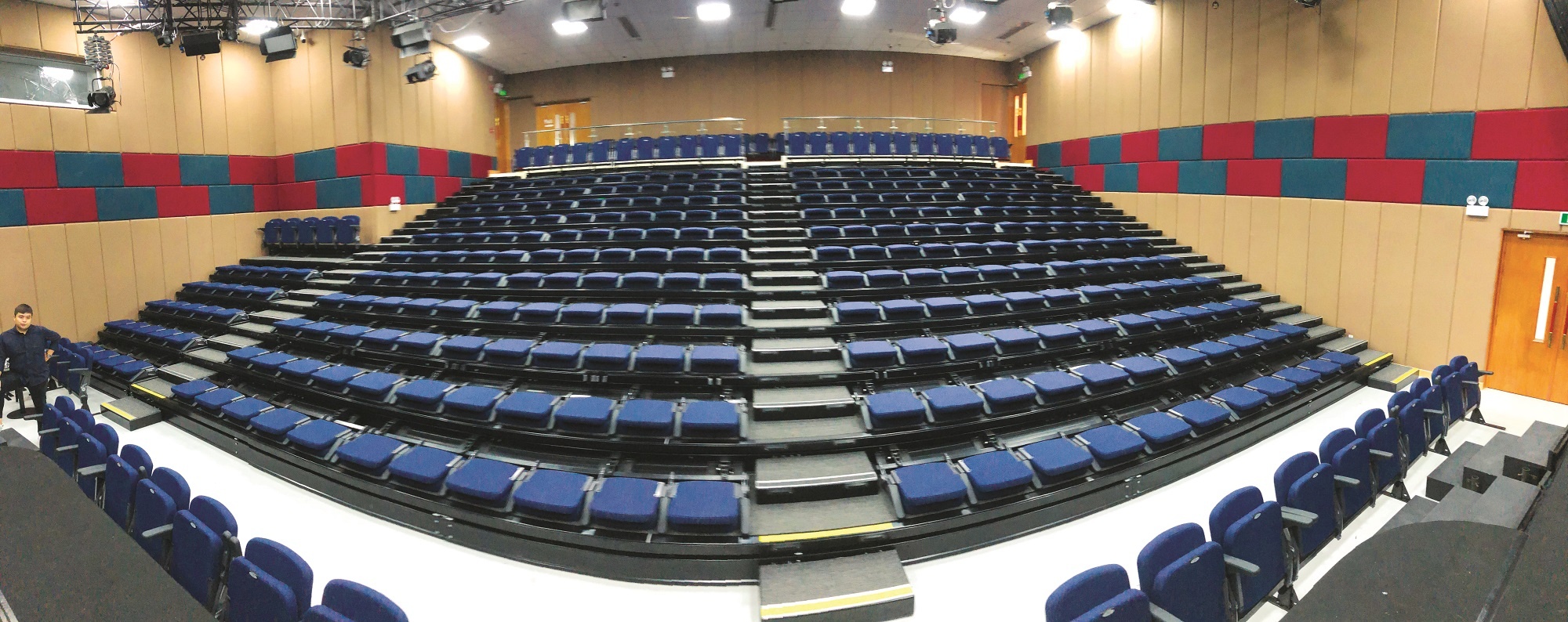 M.Plex Studios & Theatre anh 2