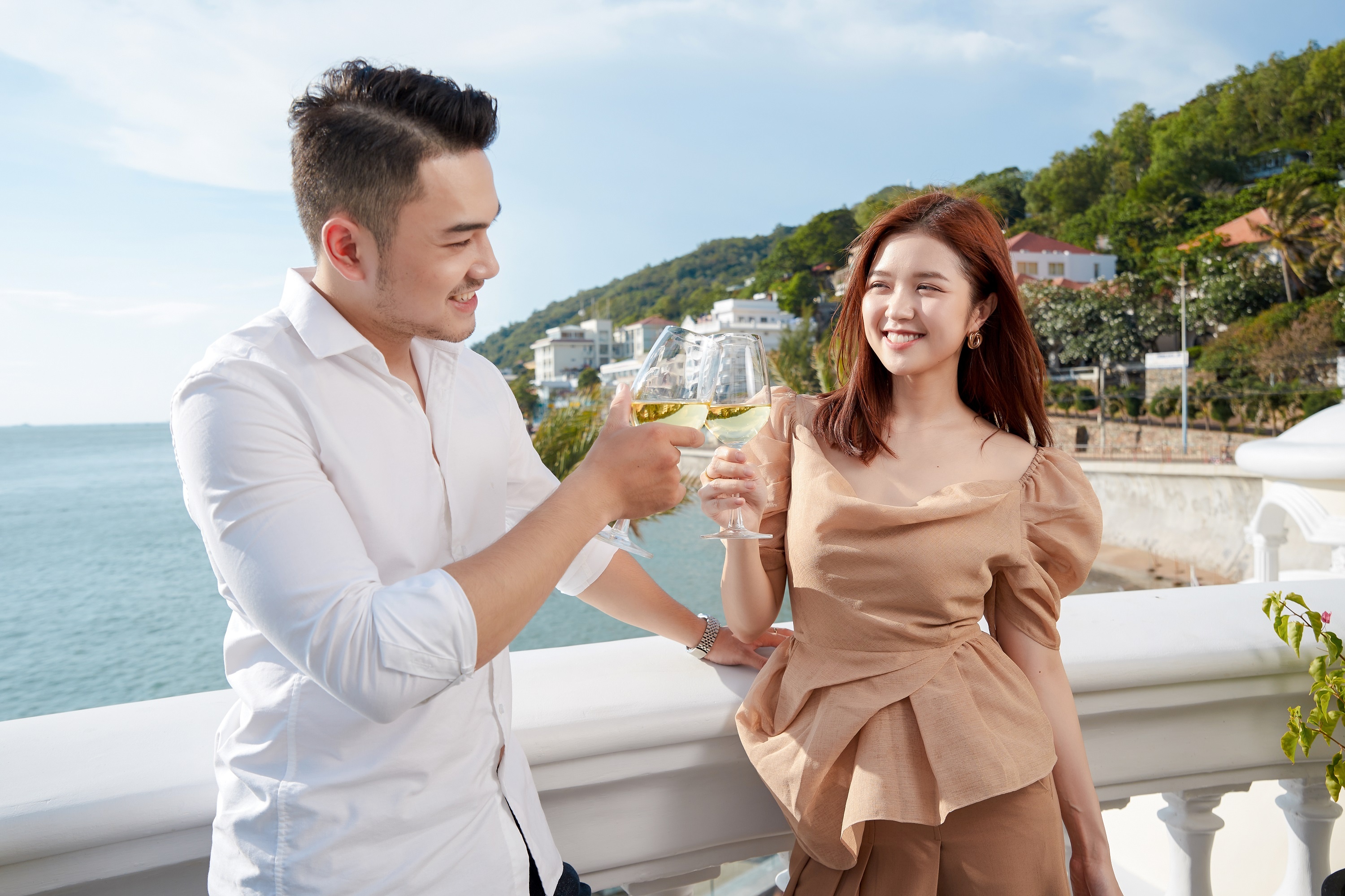 Nha hang Marina Club anh 1