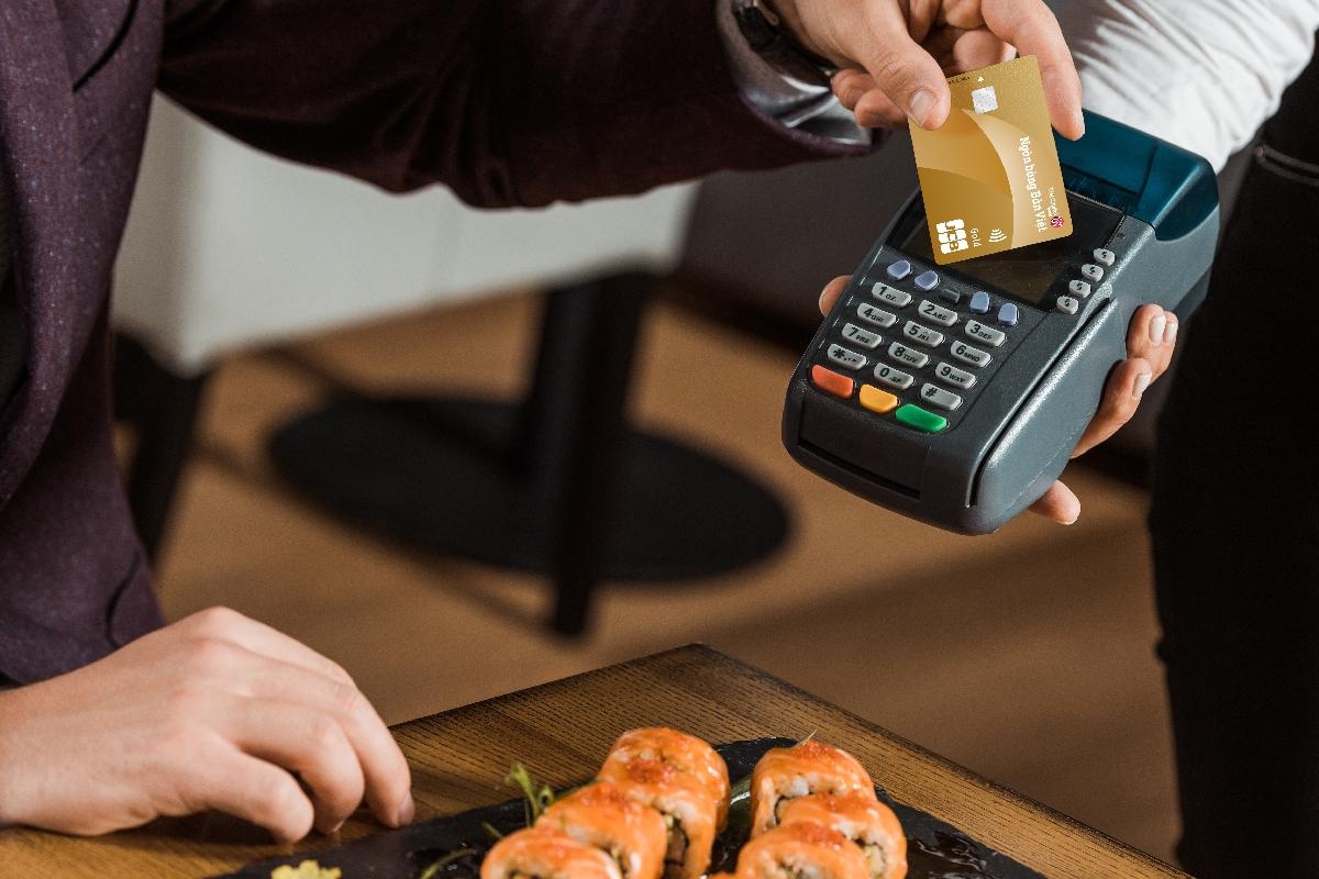 The tin dung JBC anh 3