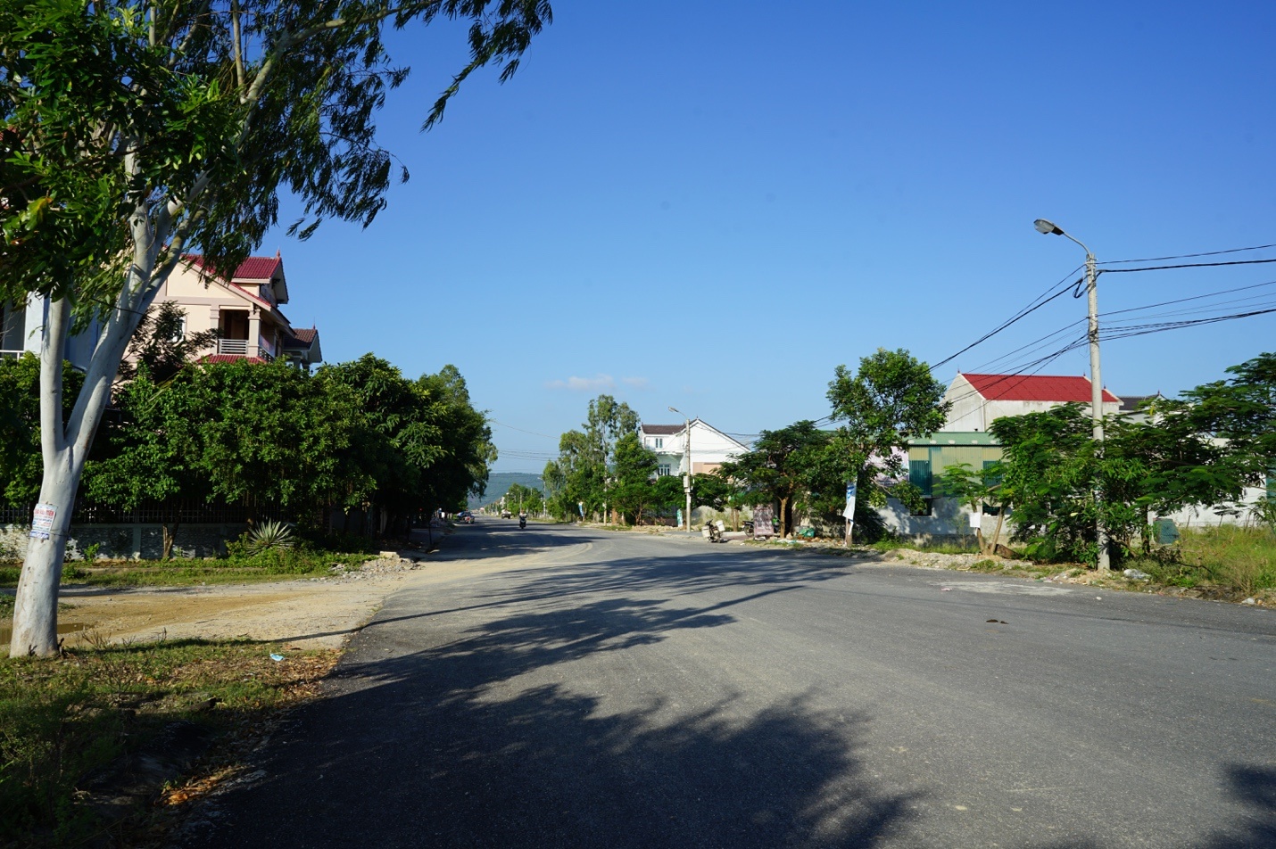 Cua Con Riverside anh 1