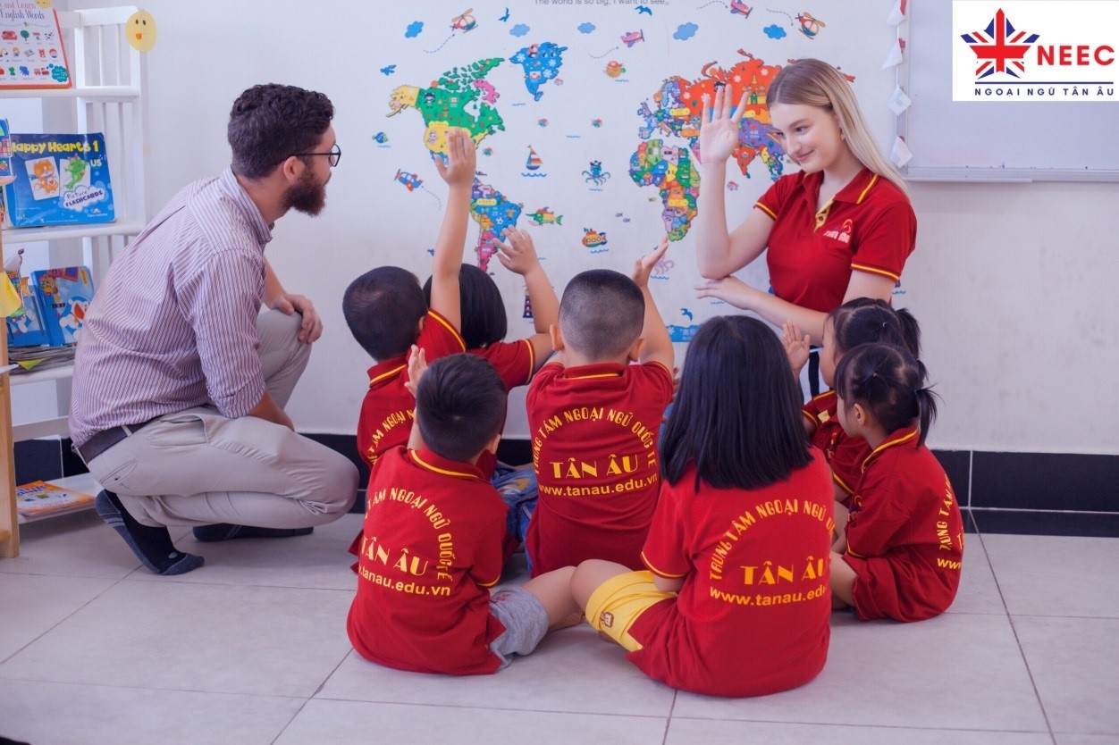 Trung tam ngoai ngu Tan Au anh 3