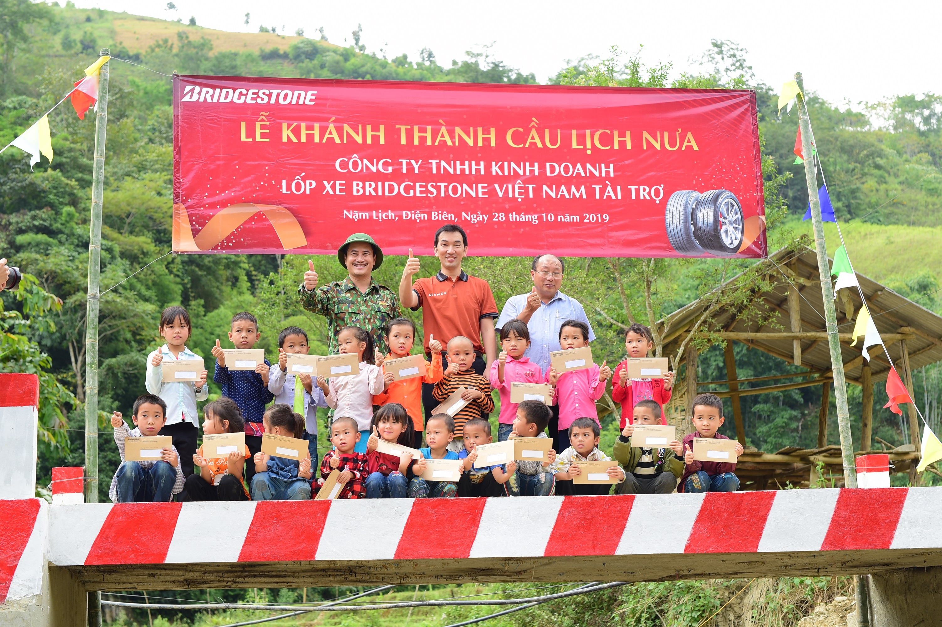 xay cau vung lu anh 13