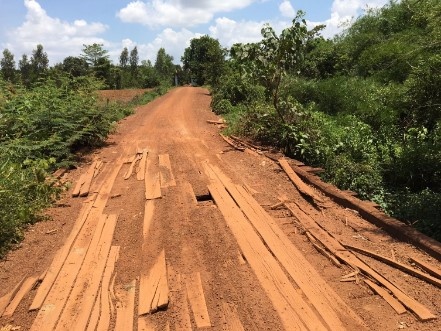 xay cau vung lu anh 7