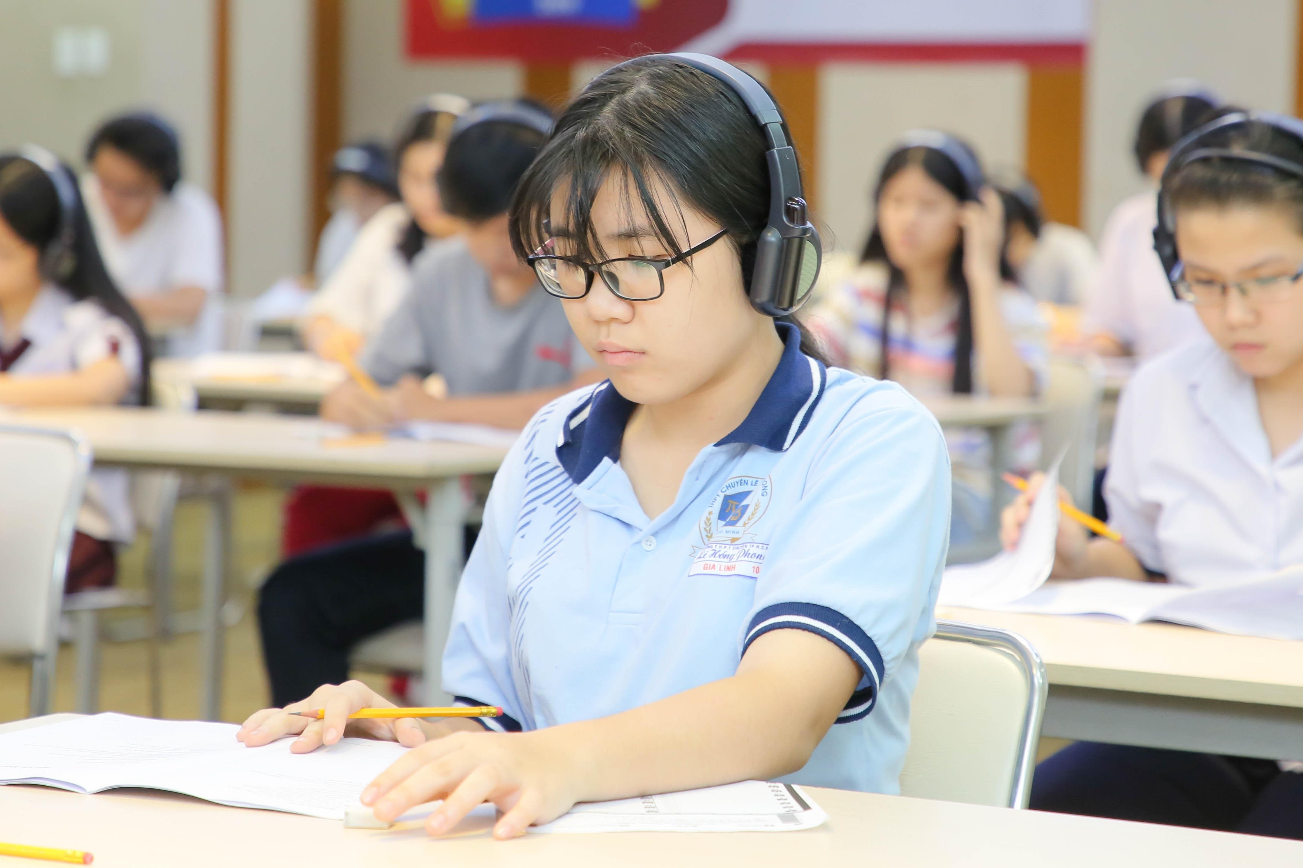 Hon 500 hoc sinh tham gia cuoc thi 'IELTS Challenge 2019' hinh anh