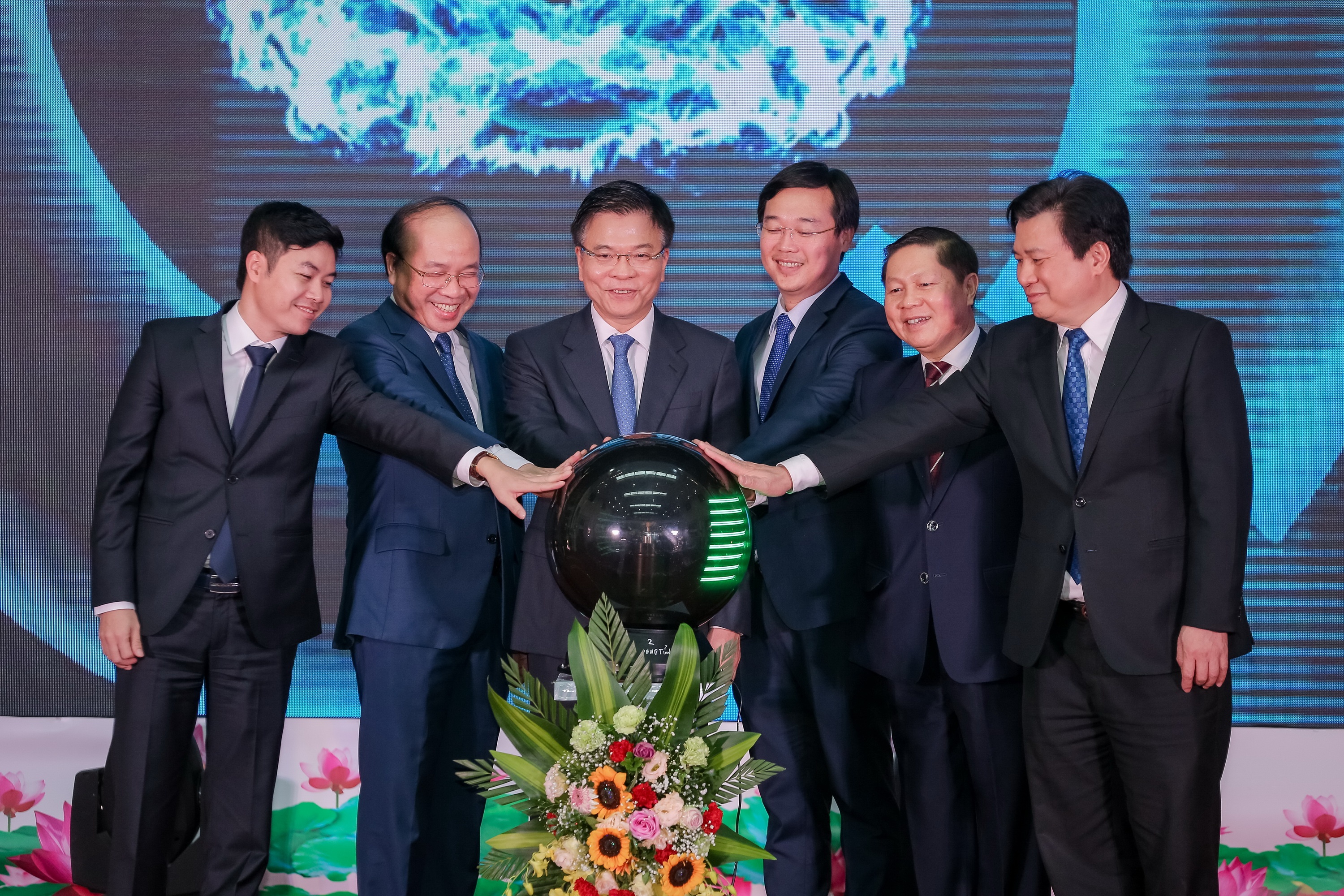 PV GAS dong hanh cung cuoc thi 'Kien thuc phap luat' toan quoc hinh anh