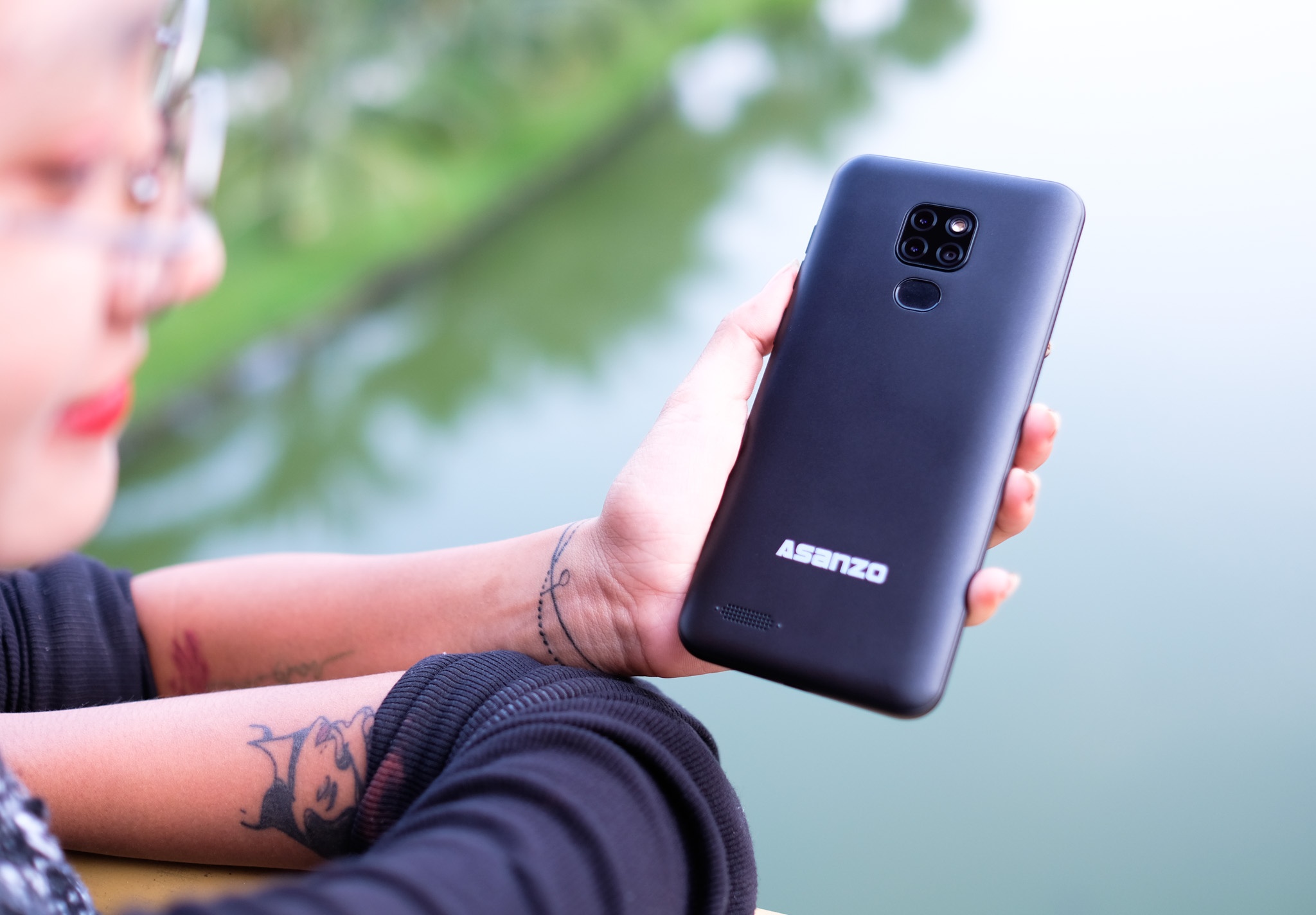 Nhung tinh nang cao cap tren smartphone gia re Asanzo S6 hinh anh