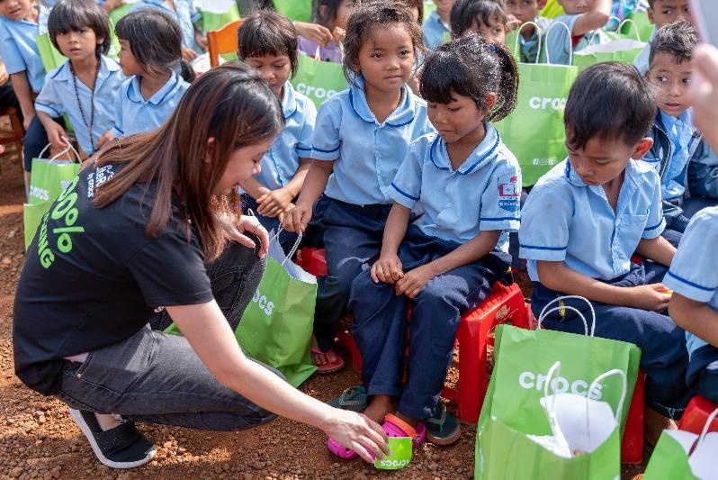 Crocs Viet Nam anh 7