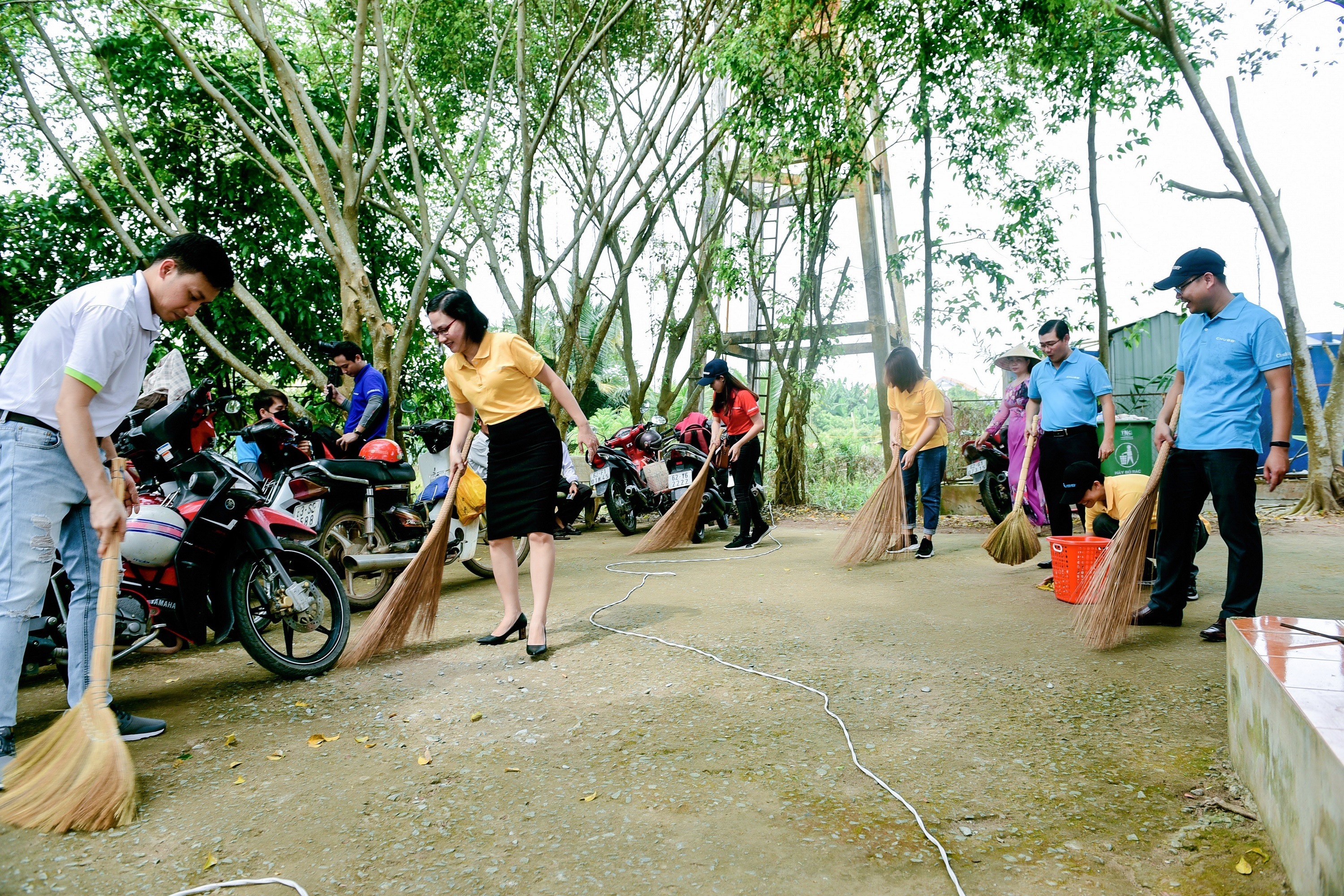 Truong Tieu hoc Tan Dong anh 11